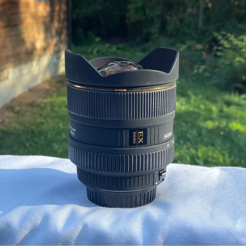 Sigma 12-24mm f/4.5-5.6 EX DG HSM Autofocus Lens